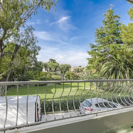 Apartment In The Heart Of The Cap D'antibes Lovely Flat *